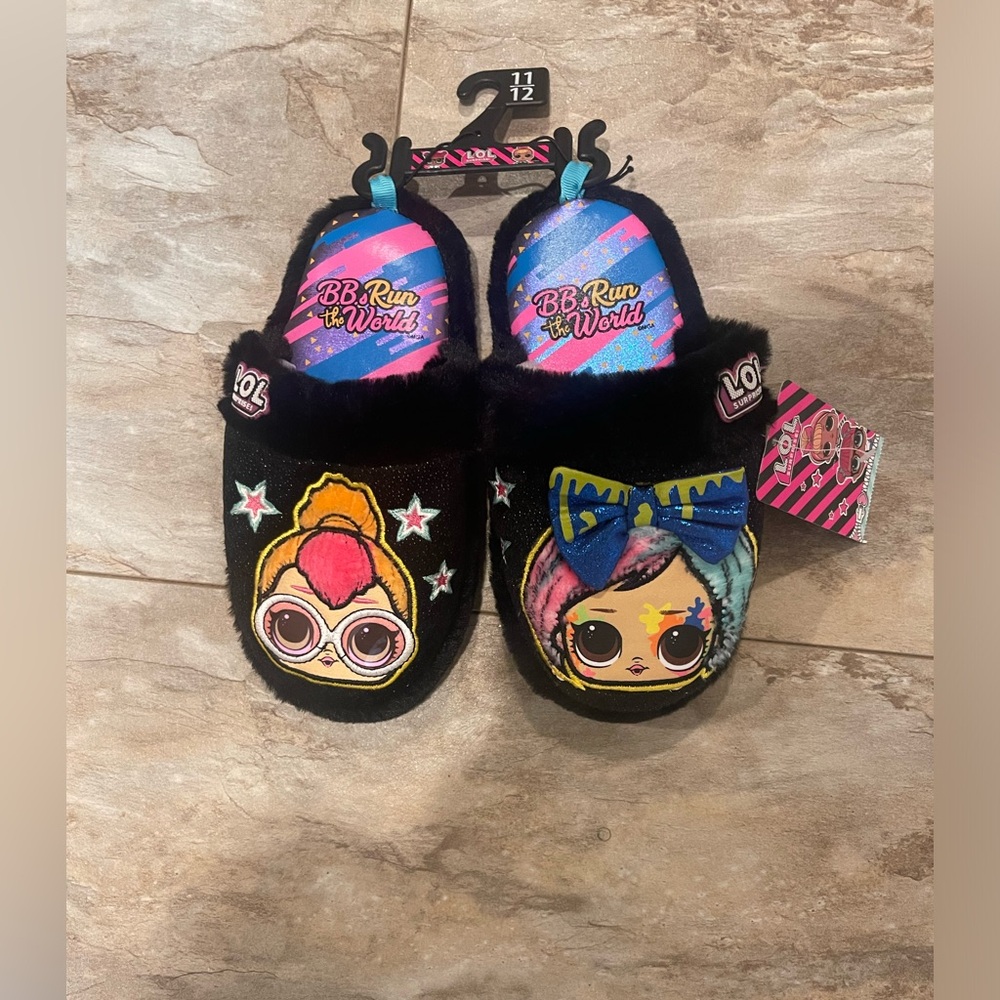Children Slippers - Picture 2 of 2